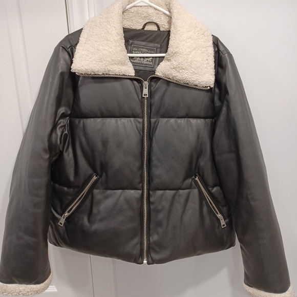 Levi puff jacket - Picture 1 of 2